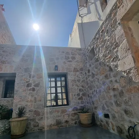 Argolis Stone Homes - δ2 شقة كرانديون