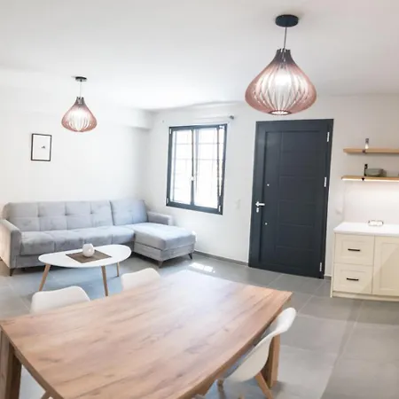 Argolis Stone Homes - δ2 شقة